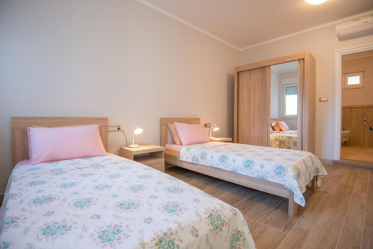 Villa Rossa Kotor Exteriör bild